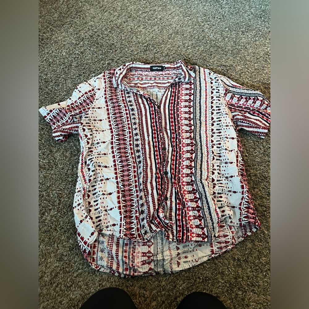 VatPave button down shirt
